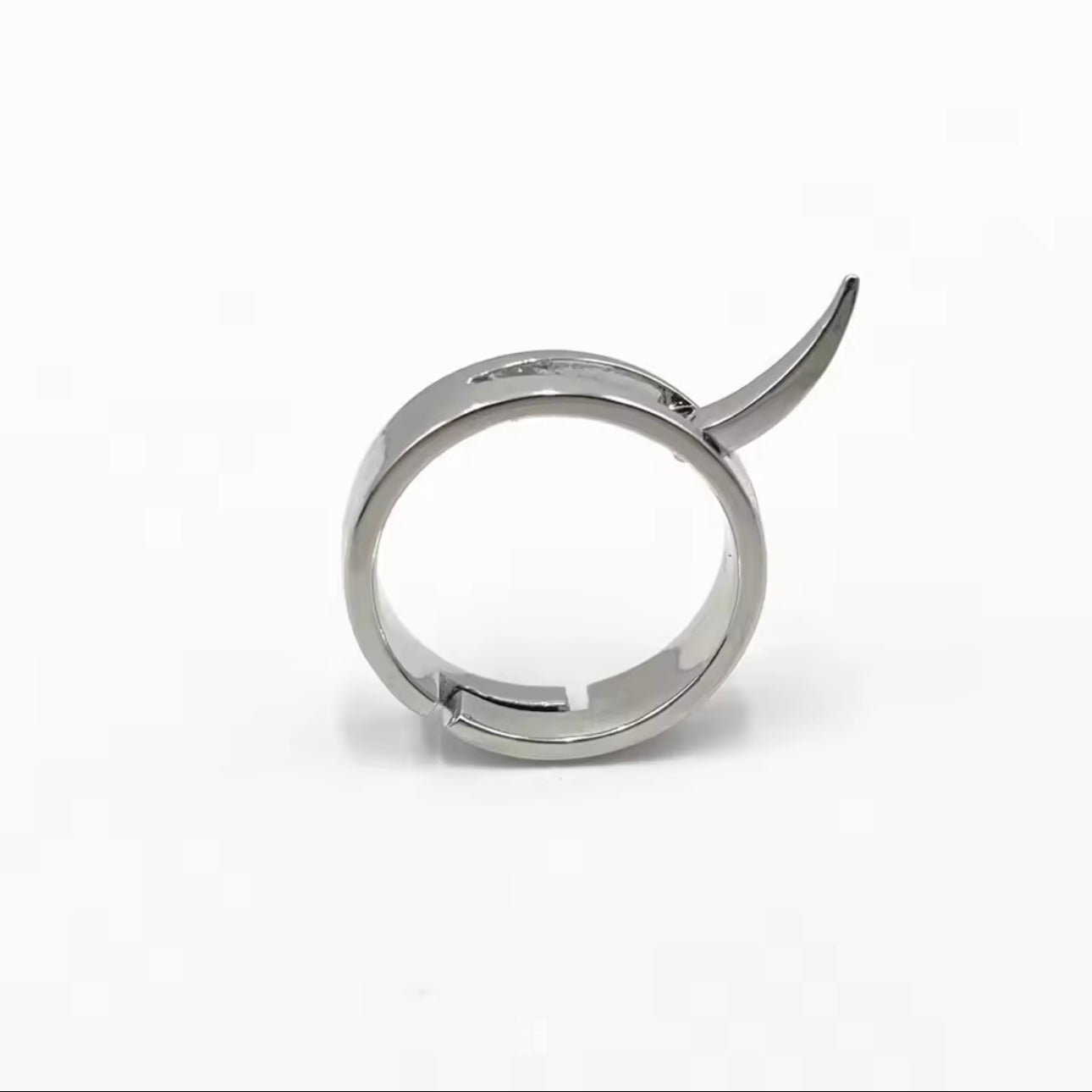 Annie Leonhart Ring